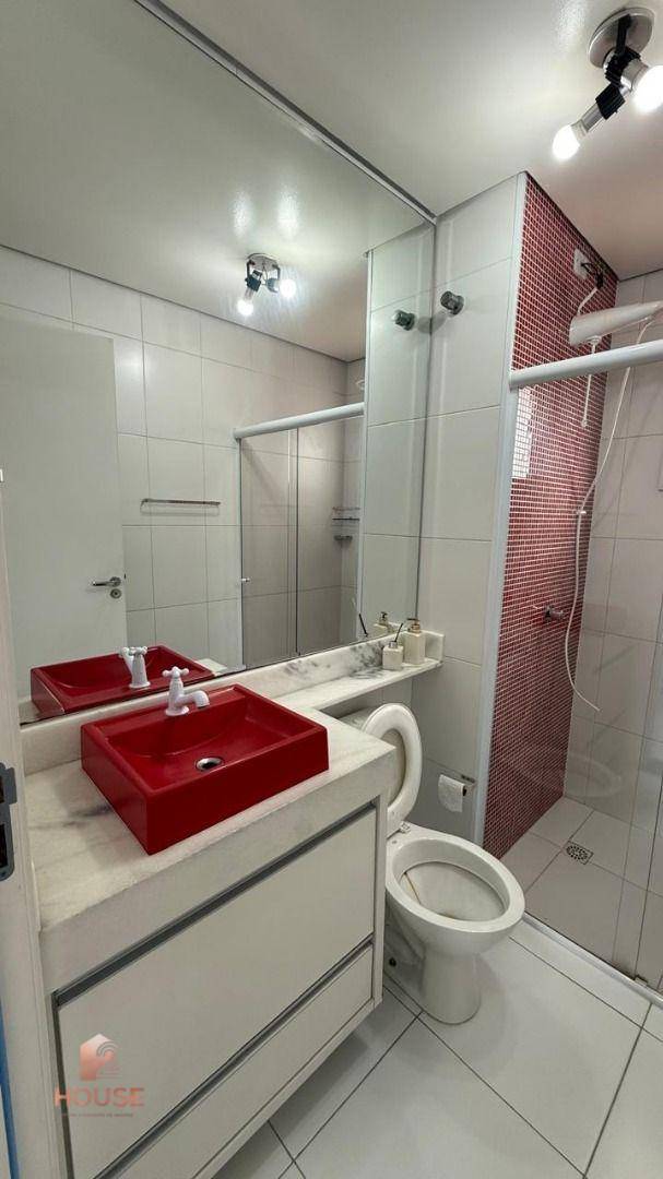 Apartamento para alugar com 3 quartos, 86m² - Foto 17