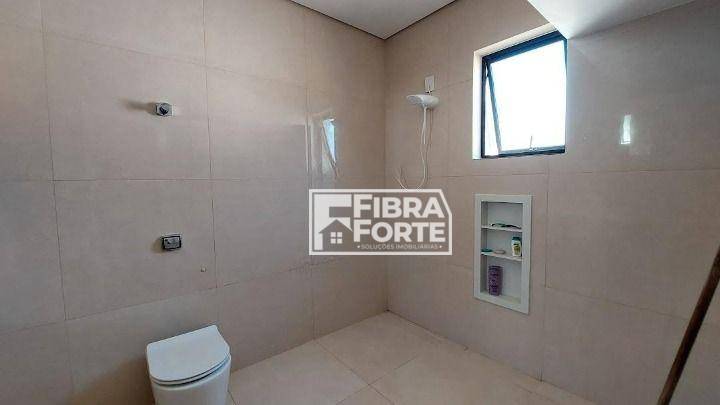 Casa para alugar com 4 quartos, 269m² - Foto 12