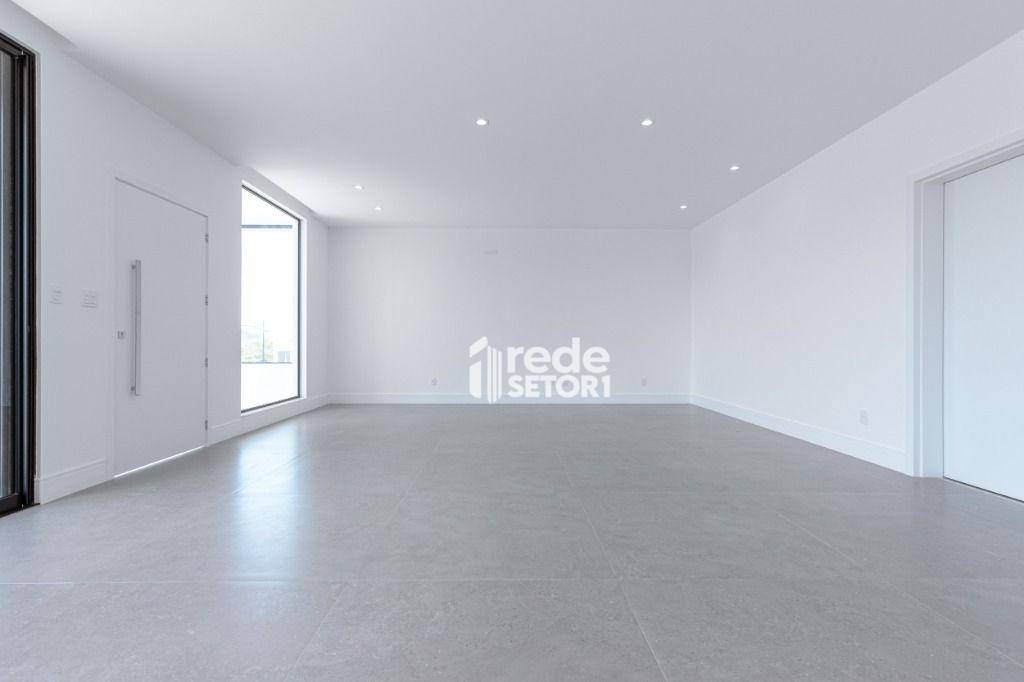 Casa de Condomínio à venda com 4 quartos, 367m² - Foto 12