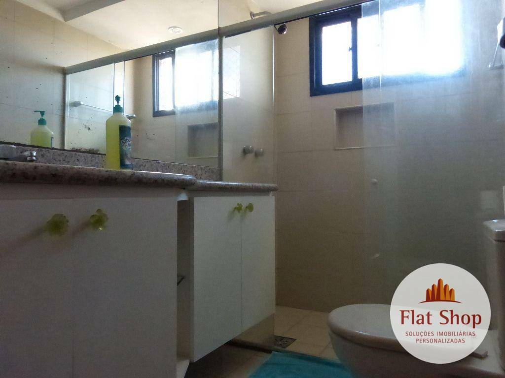 Apartamento à venda com 4 quartos, 210m² - Foto 17