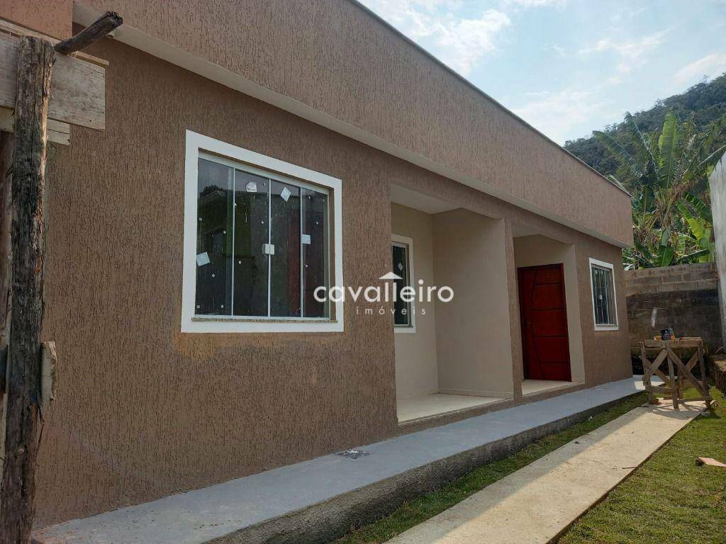 Casa à venda com 2 quartos, 52m² - Foto 2