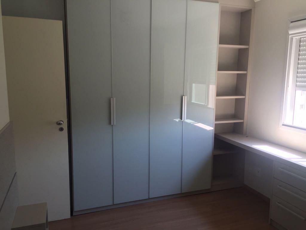 Apartamento à venda com 2 quartos, 62m² - Foto 4