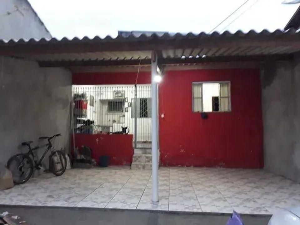 Casa à venda com 1 quarto, 60m² - Foto 2