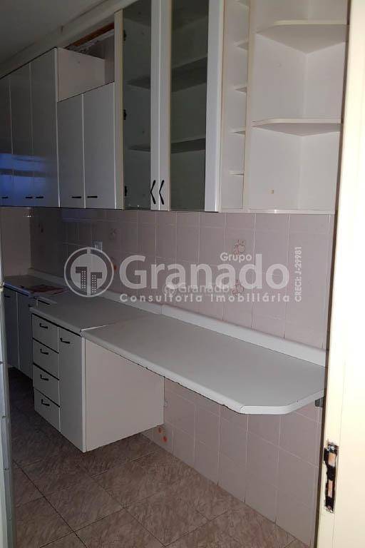 Apartamento à venda com 2 quartos, 57m² - Foto 14