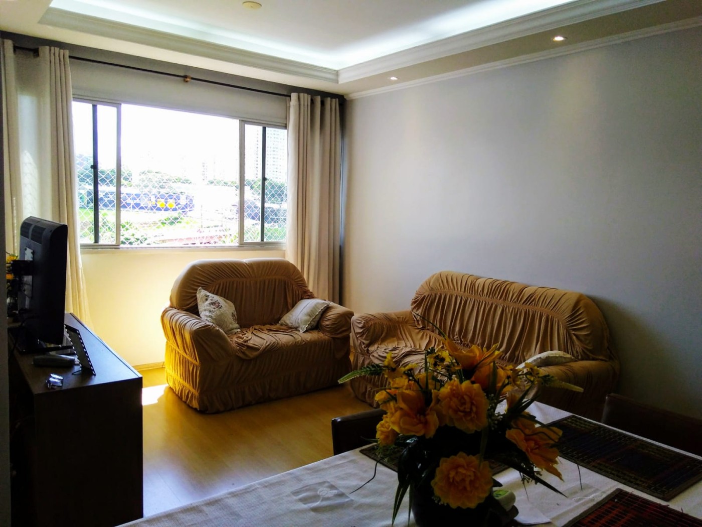 Apartamento para alugar com 2 quartos, 75m² - Foto 1