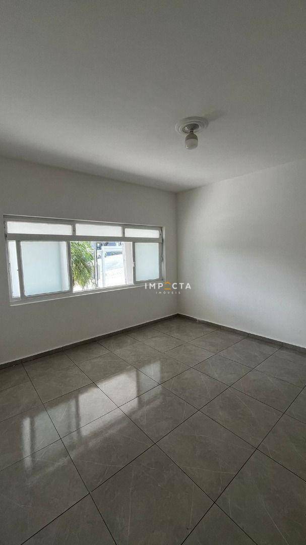 Casa à venda com 3 quartos, 280m² - Foto 8