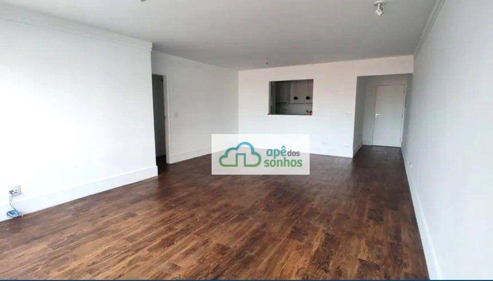 Apartamento para alugar com 3 quartos, 155m² - Foto 1