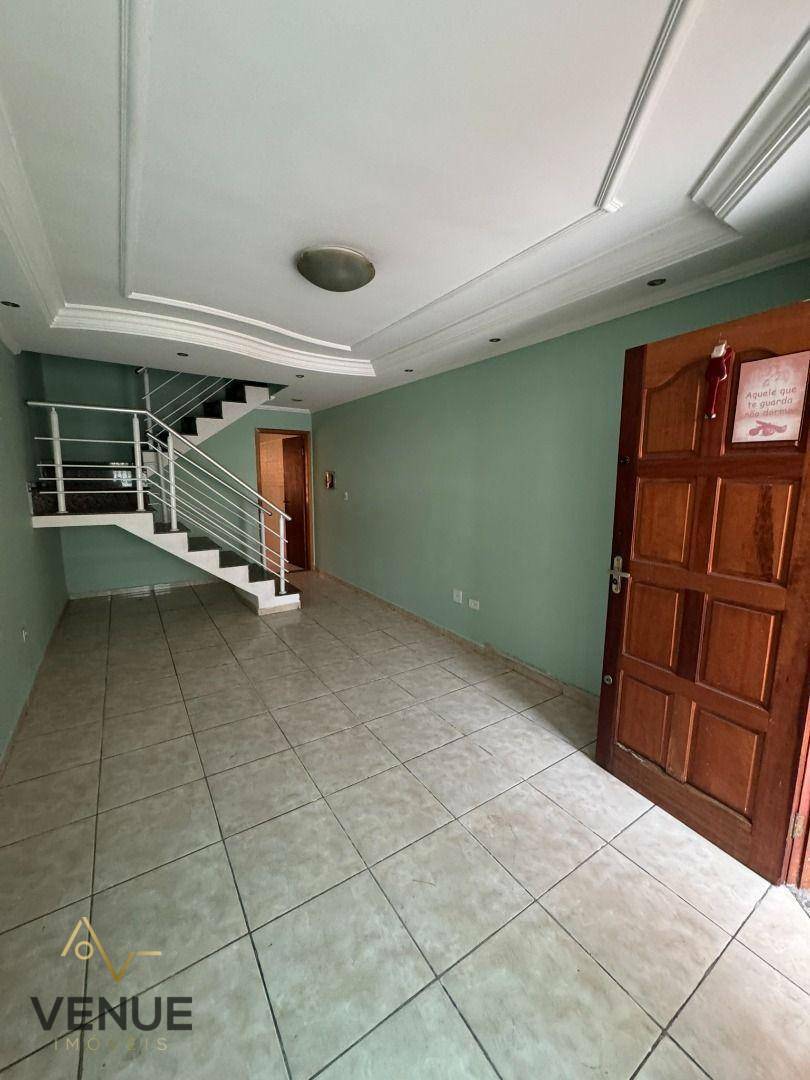 Sobrado à venda com 2 quartos, 94m² - Foto 2