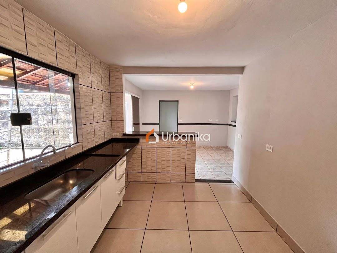 Casa, 3 quartos, 94 m² - Foto 1