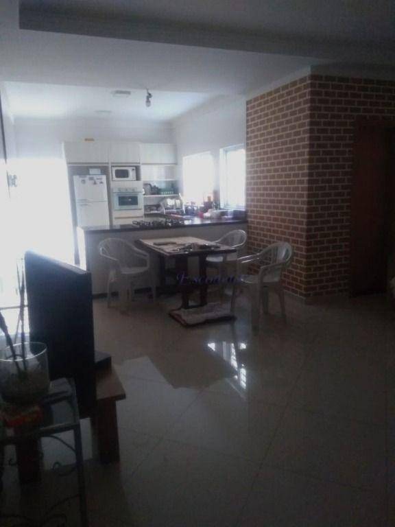 Sobrado à venda com 3 quartos, 175m² - Foto 3