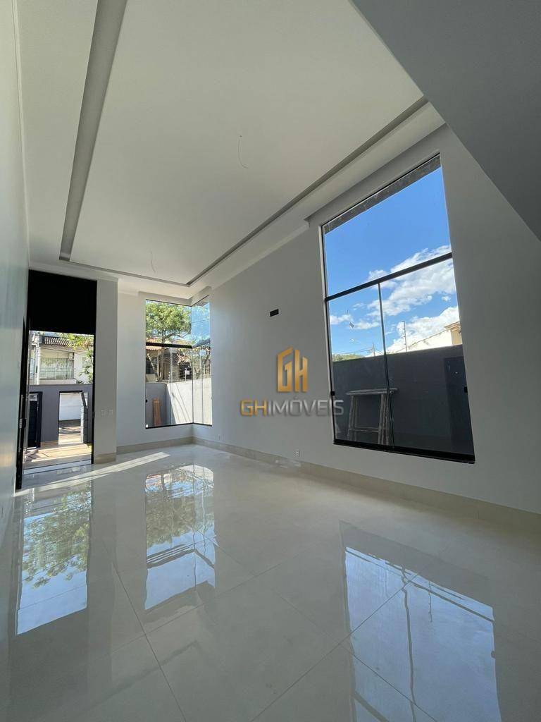 Casa à venda com 3 quartos, 178m² - Foto 16