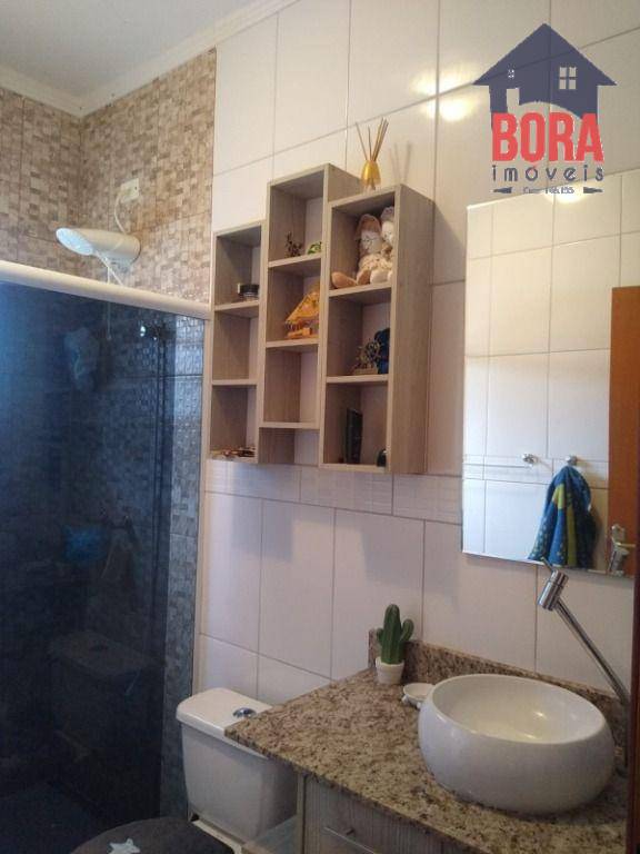 Casa à venda com 3 quartos, 200m² - Foto 27