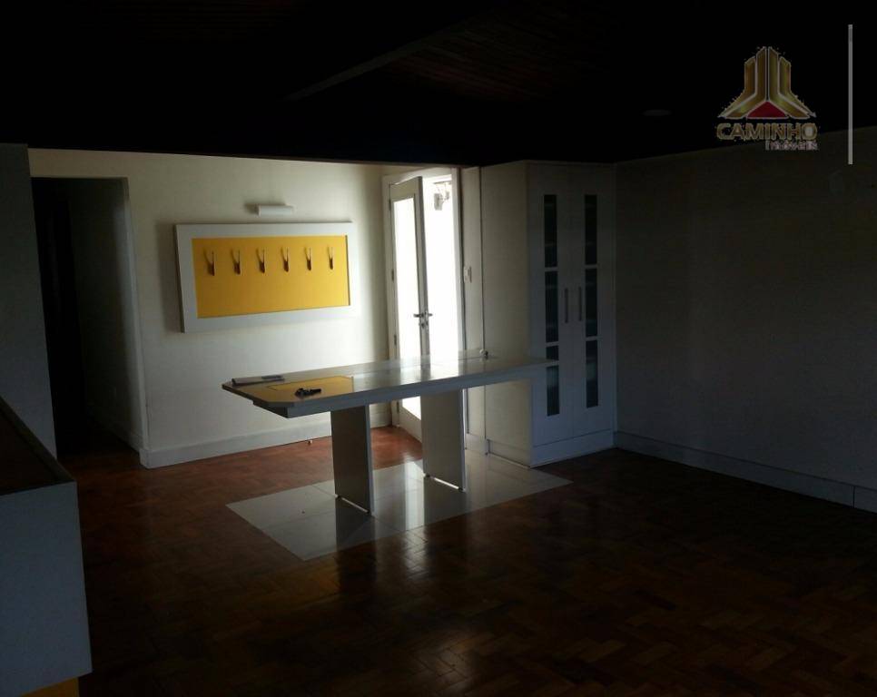 Casa à venda com 3 quartos, 320m² - Foto 7