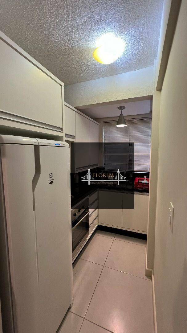 Apartamento à venda com 3 quartos, 169m² - Foto 24