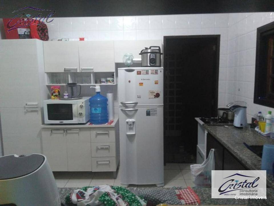 Casa à venda com 3 quartos, 300m² - Foto 6