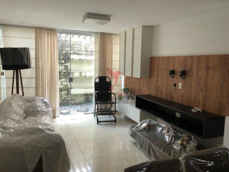 Apartamento à venda com 3 quartos - Foto 2