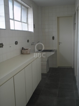 Apartamento à venda com 3 quartos, 185m² - Foto 9