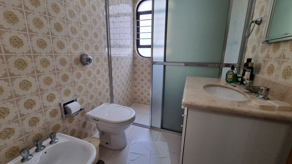 Apartamento à venda com 3 quartos, 196m² - Foto 21