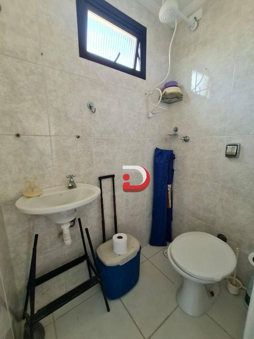 Apartamento à venda com 2 quartos, 70m² - Foto 13