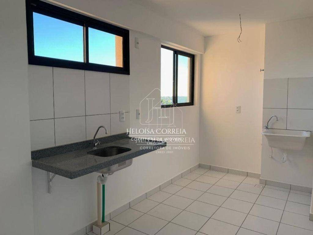 Apartamento à venda com 3 quartos, 75m² - Foto 4