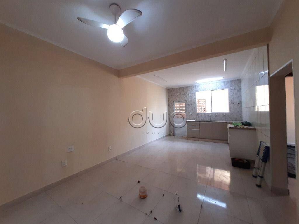 Casa para alugar com 2 quartos, 90m² - Foto 5