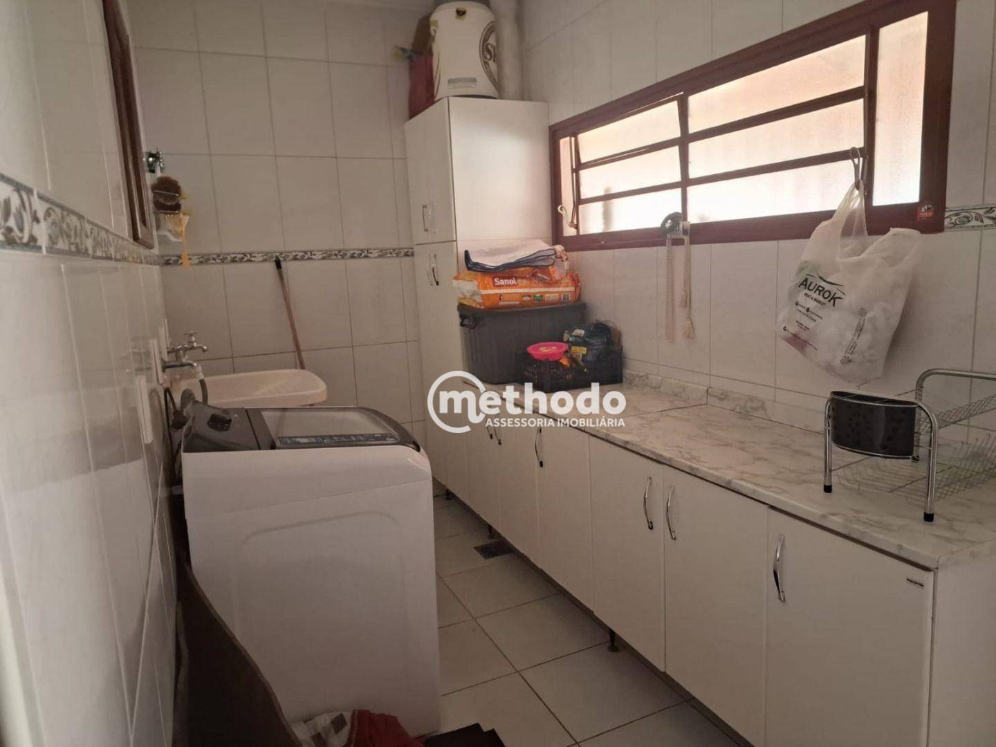 Casa à venda com 4 quartos, 330m² - Foto 21