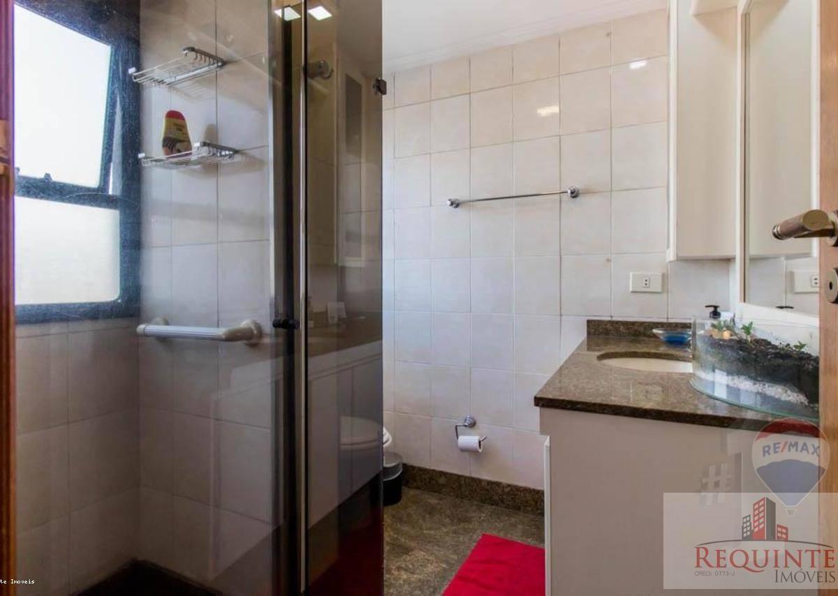 Apartamento à venda com 4 quartos, 167m² - Foto 16