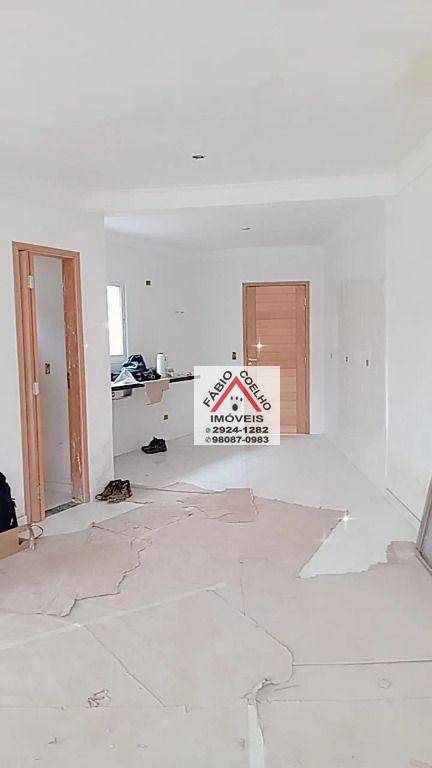 Sobrado à venda com 3 quartos, 100m² - Foto 1