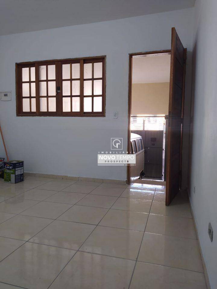 Casa à venda com 4 quartos, 280m² - Foto 16