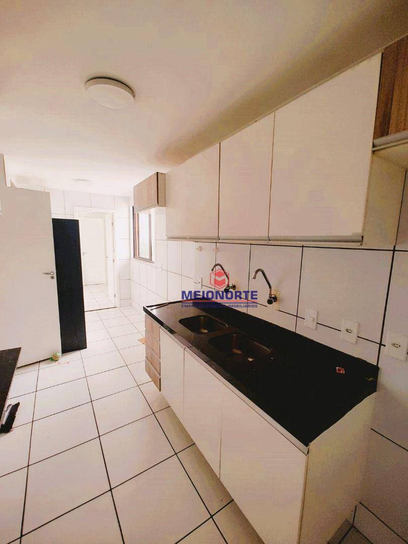 Apartamento para alugar com 3 quartos, 110m² - Foto 11