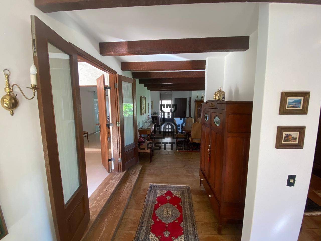 Casa à venda com 4 quartos, 600m² - Foto 29