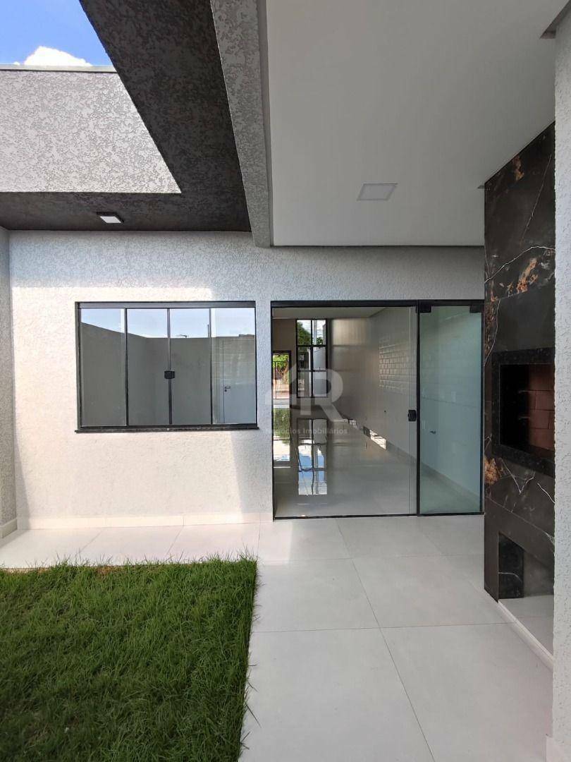 Casa à venda com 2 quartos, 60m² - Foto 15
