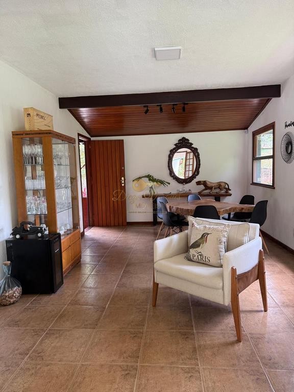 Casa à venda com 7 quartos, 2200m² - Foto 20