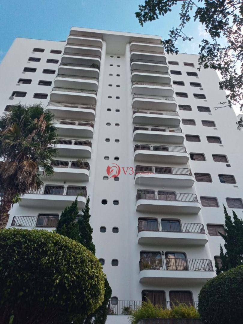 Apartamento à venda com 3 quartos, 167m² - Foto 2