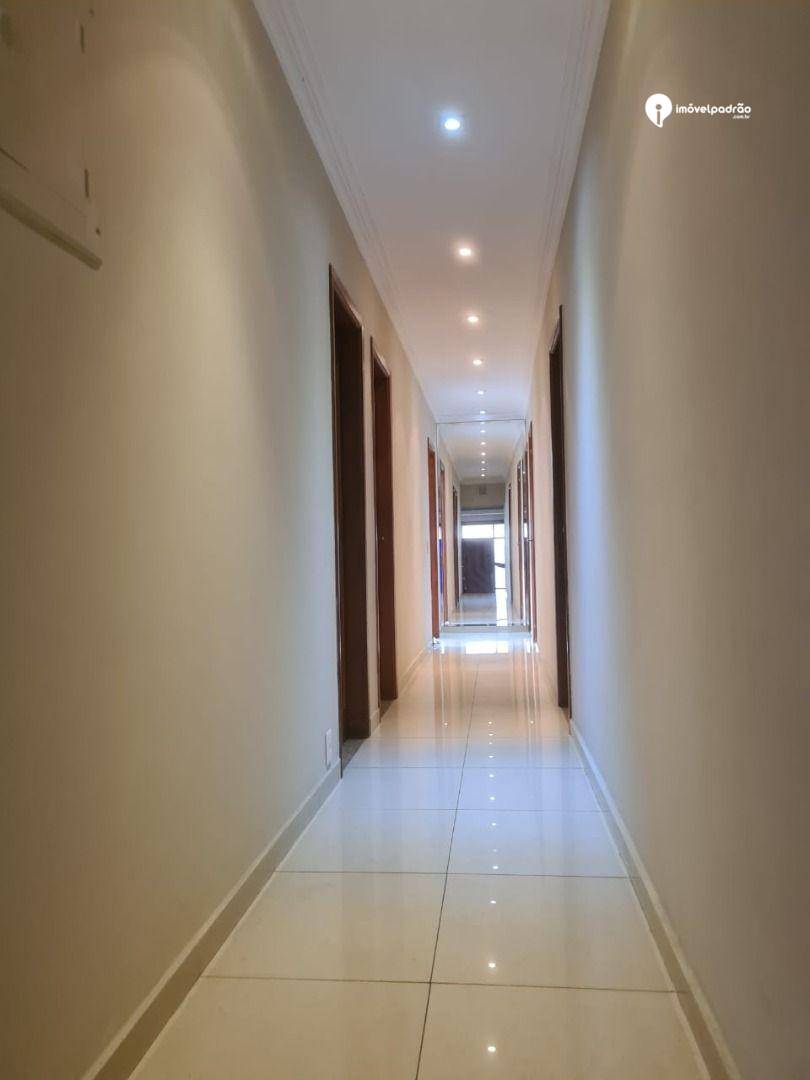 Casa à venda com 3 quartos, 210m² - Foto 16