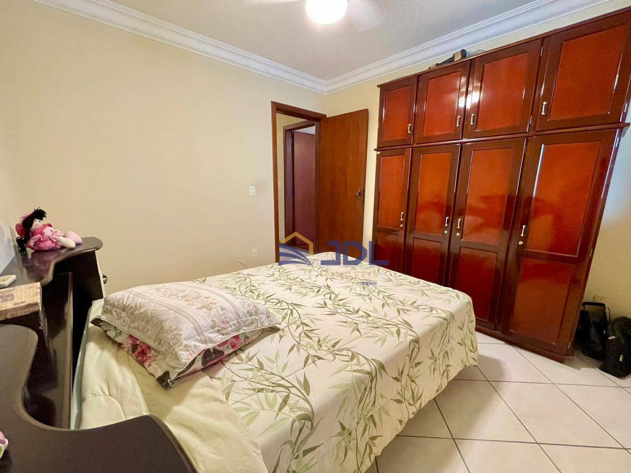 Apartamento à venda com 4 quartos, 155m² - Foto 14