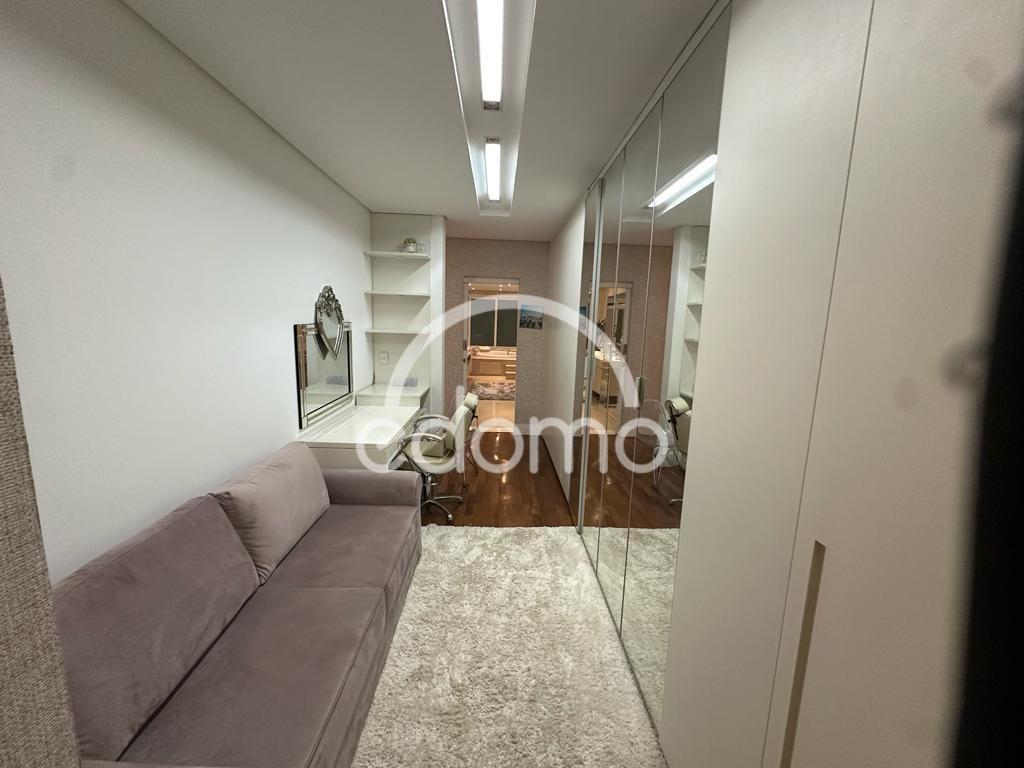 Casa para alugar com 5 quartos, 586m² - Foto 14