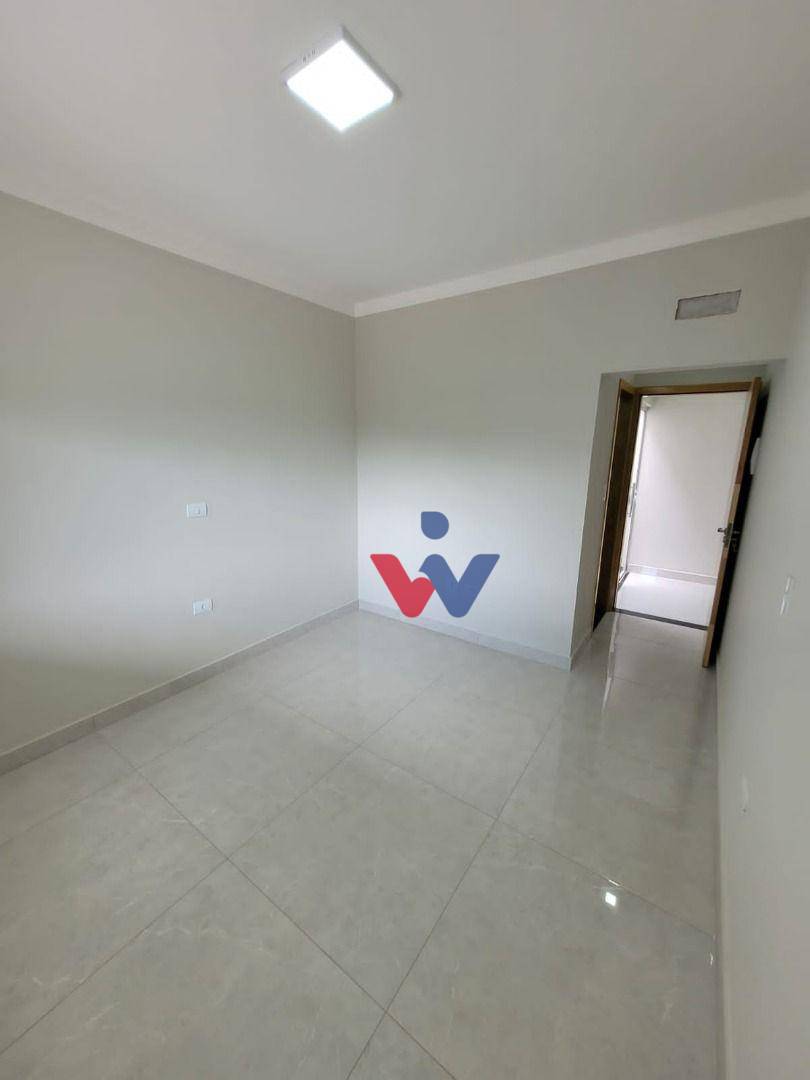 Casa à venda com 3 quartos, 180m² - Foto 3