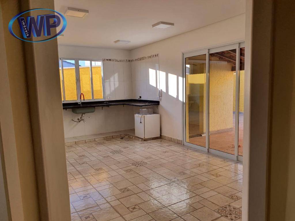 Chácara à venda com 3 quartos, 184m² - Foto 18