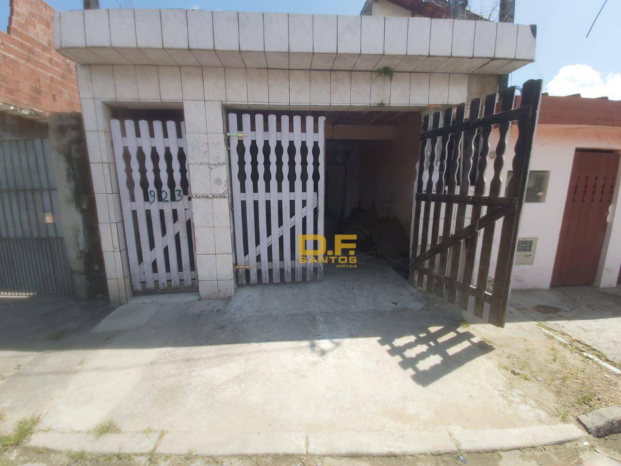 Casa à venda com 2 quartos, 250M2 - Foto 1