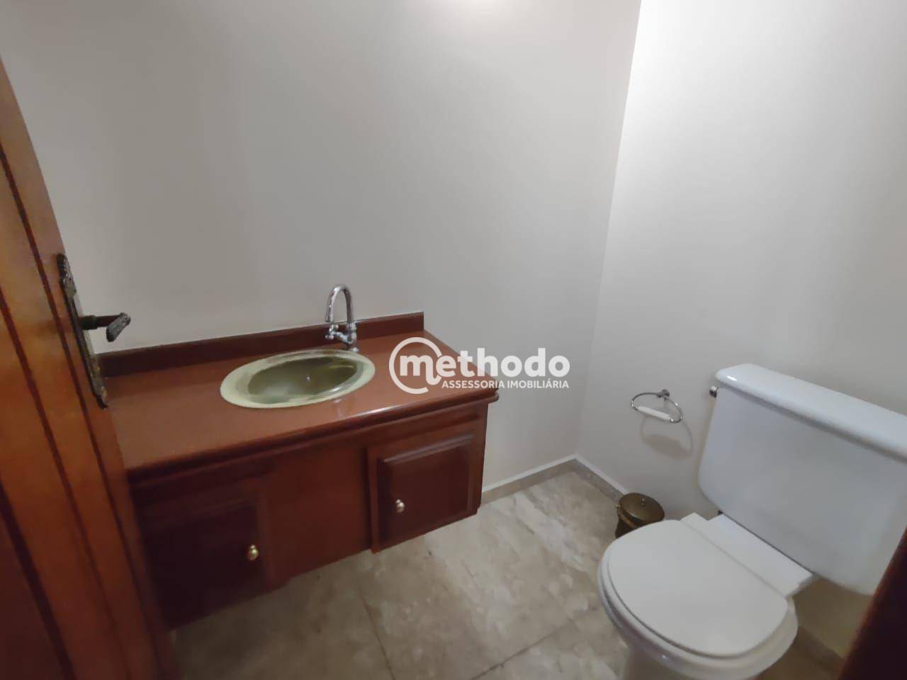 Casa de Condomínio para alugar com 3 quartos, 480m² - Foto 23