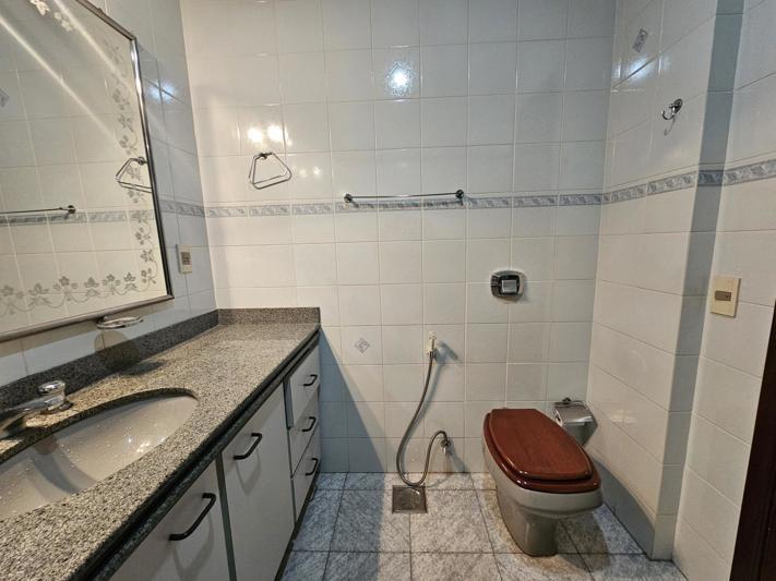 Apartamento à venda com 4 quartos, 144m² - Foto 12