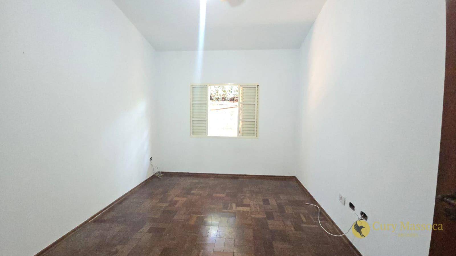 Casa à venda e aluguel com 3 quartos, 386m² - Foto 22