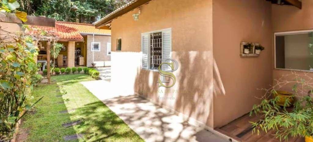 Casa à venda com 5 quartos, 280m² - Foto 8