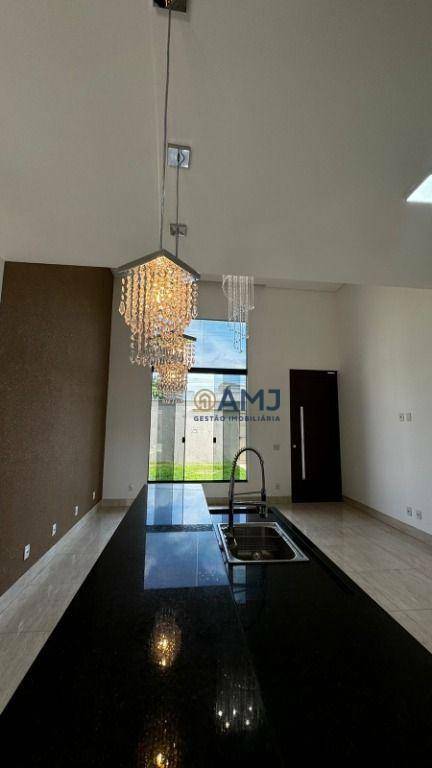 Casa à venda com 3 quartos, 127m² - Foto 9