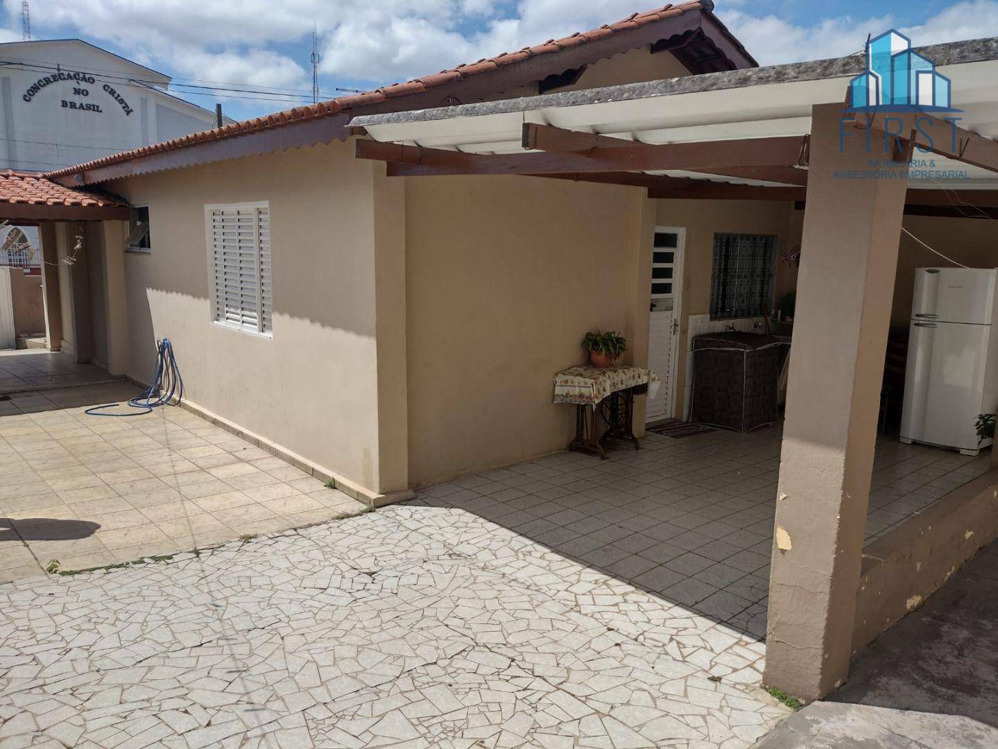 Casa à venda com 1 quarto, 280m² - Foto 4