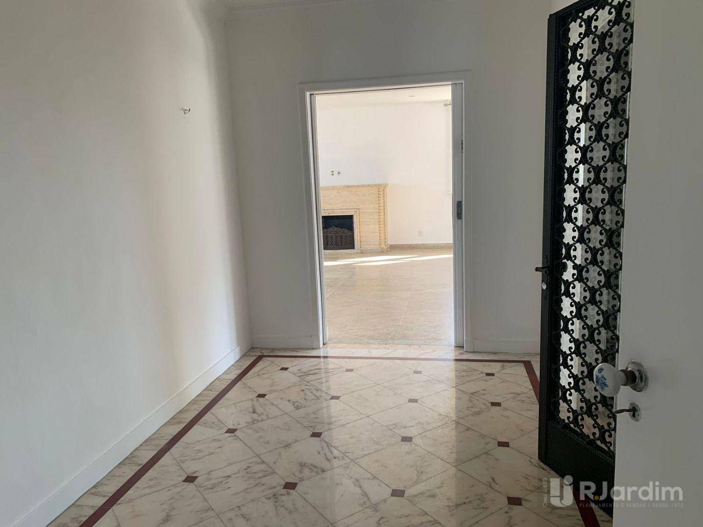 Apartamento para alugar com 5 quartos, 402m² - Foto 11