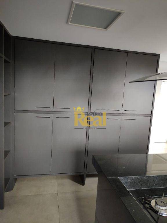 Apartamento à venda com 3 quartos, 187m² - Foto 13