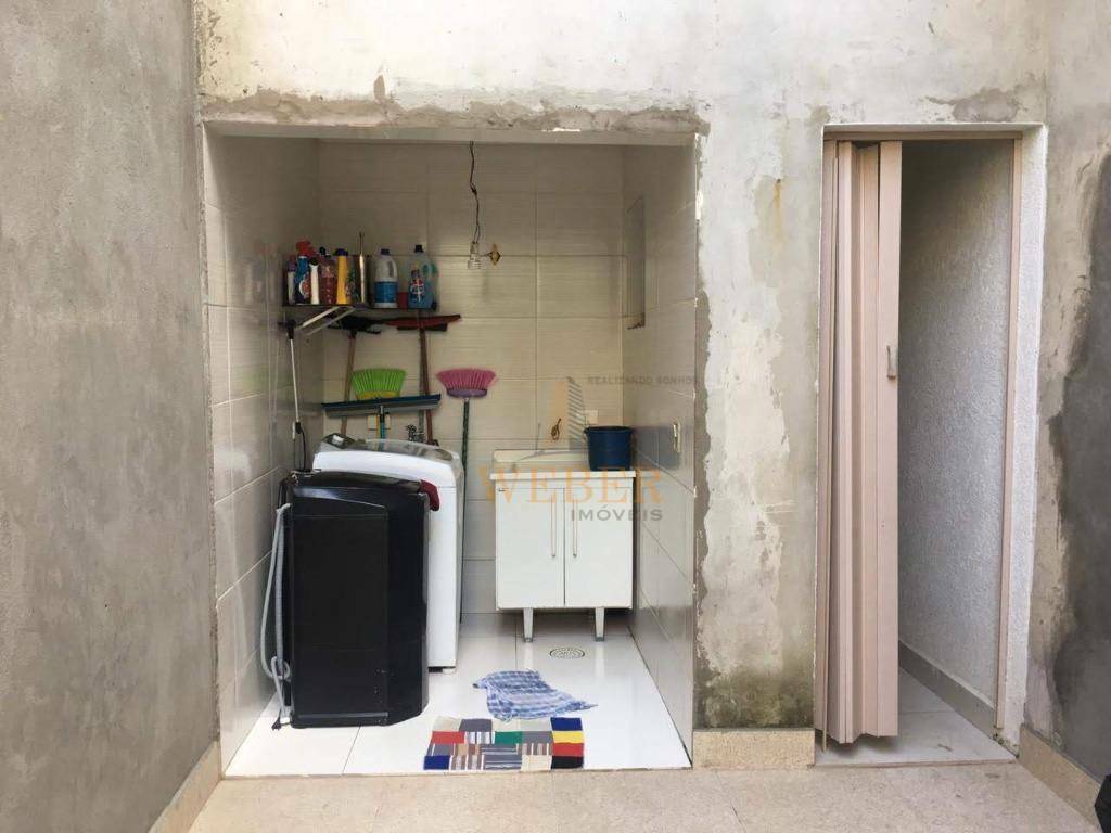 Casa de Condomínio à venda com 3 quartos, 240m² - Foto 15