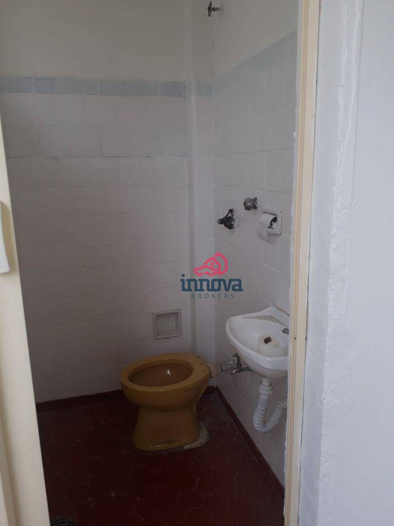 Apartamento para alugar com 3 quartos, 100m² - Foto 11